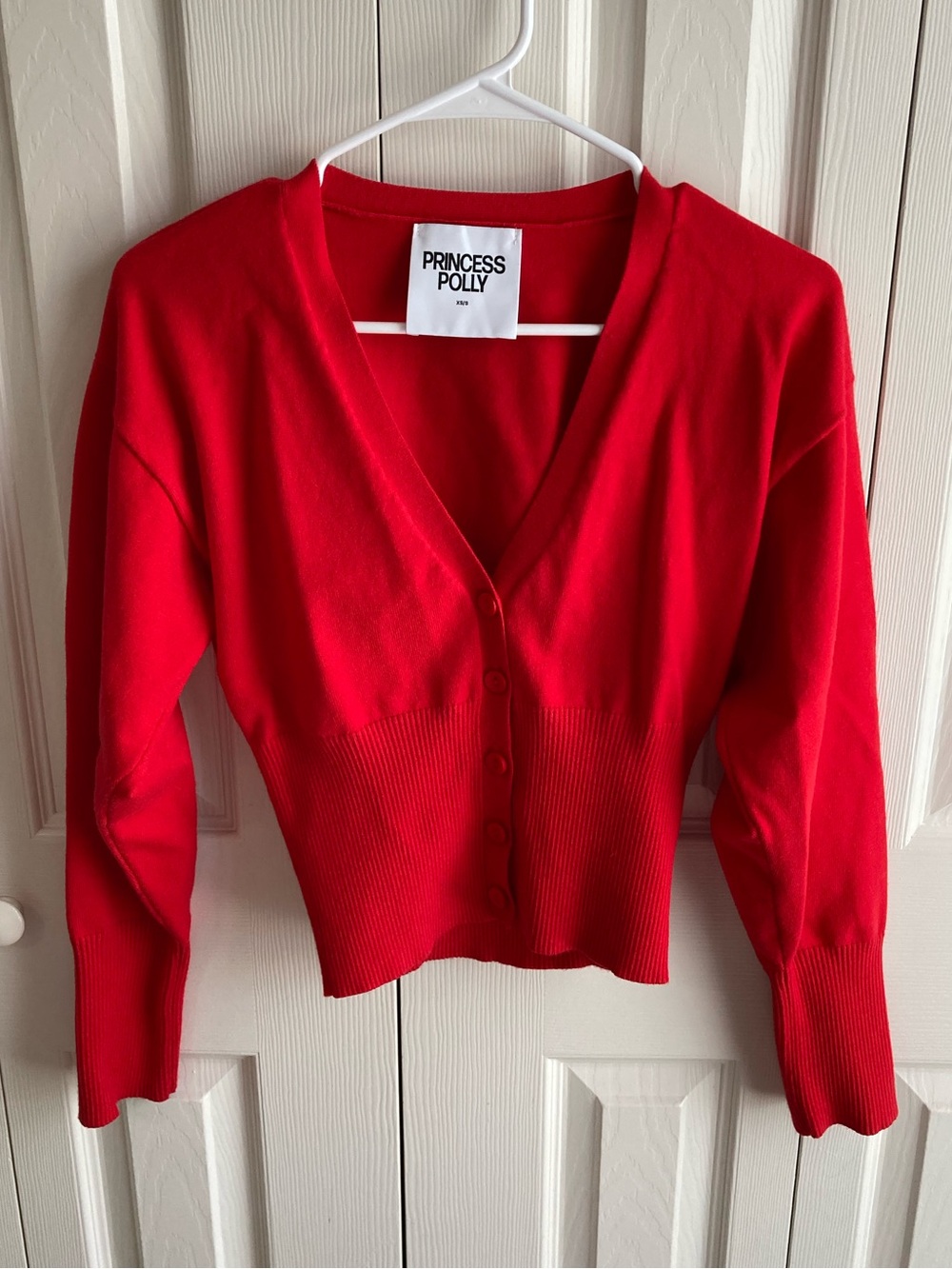 Red cardigan - Picture 1 of 7